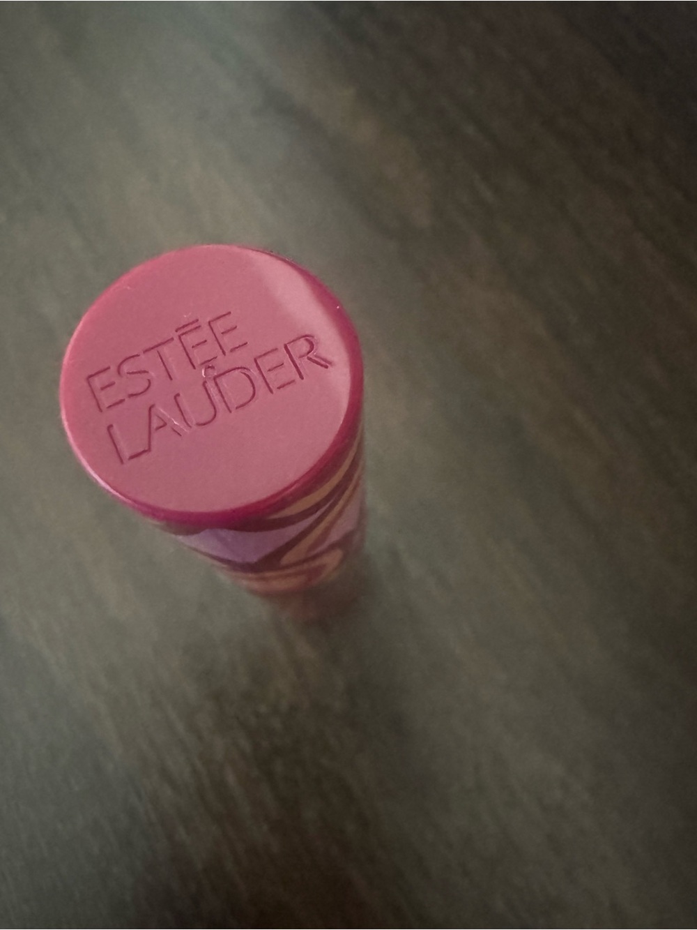 Estee Lauder Lipstick in Statement Rose- limited edition - Picture 3 of 4